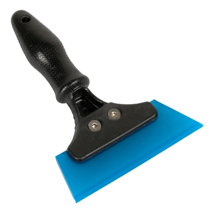 rakla_car_wrapping_oklejanie_aut_przyciemnianie_szyb_sitofach_signiski_nrakla_do_oklejania_aut.webp