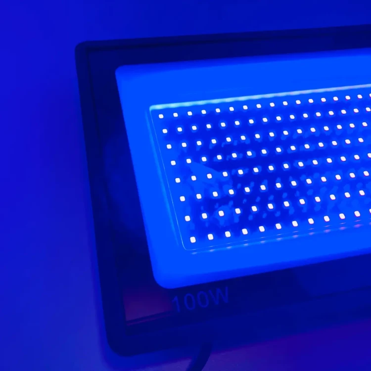 lampa-uv-swiatlo-do-utwalania-emulsji-swiatloczulej-w-sitodruku-sitodruk-sitofach